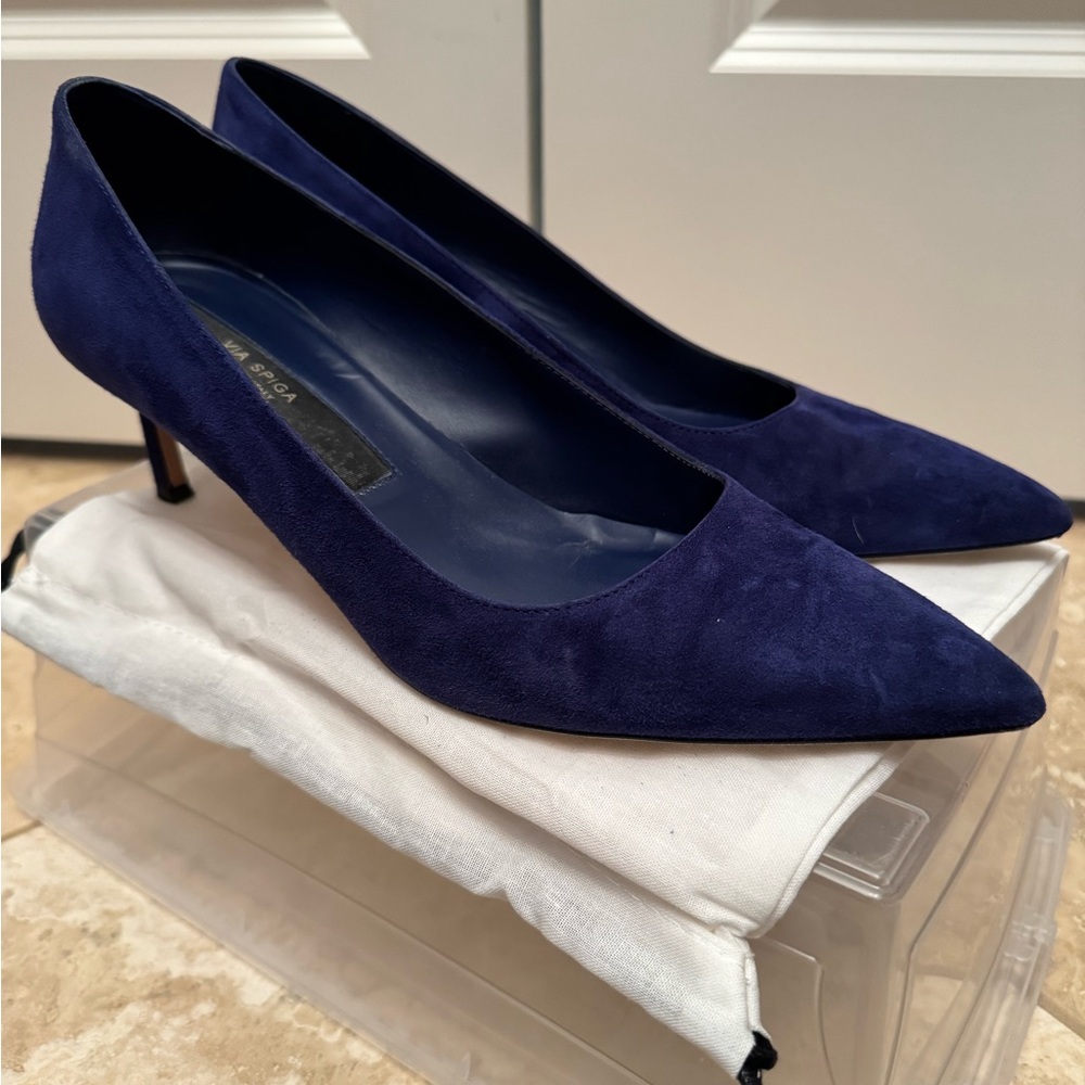 Via Spiga Nikole Kitten, Blue suede heels